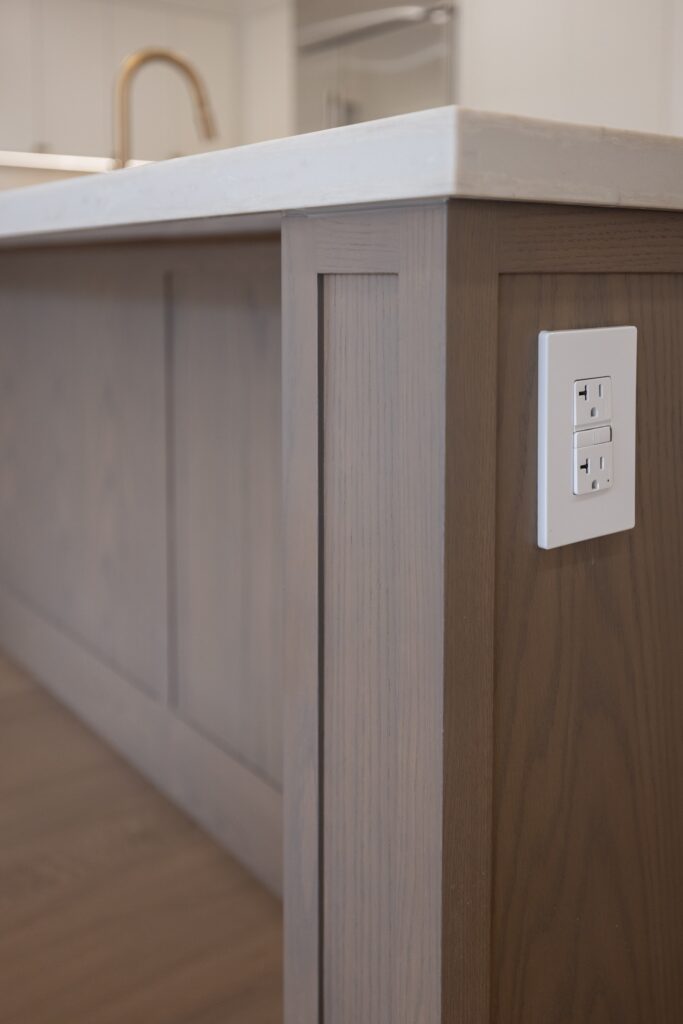 Modern kitchen renovation by Final Touch Contract